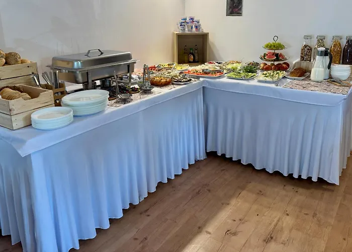 Pokoje Goscinne I Apartamenty Ula