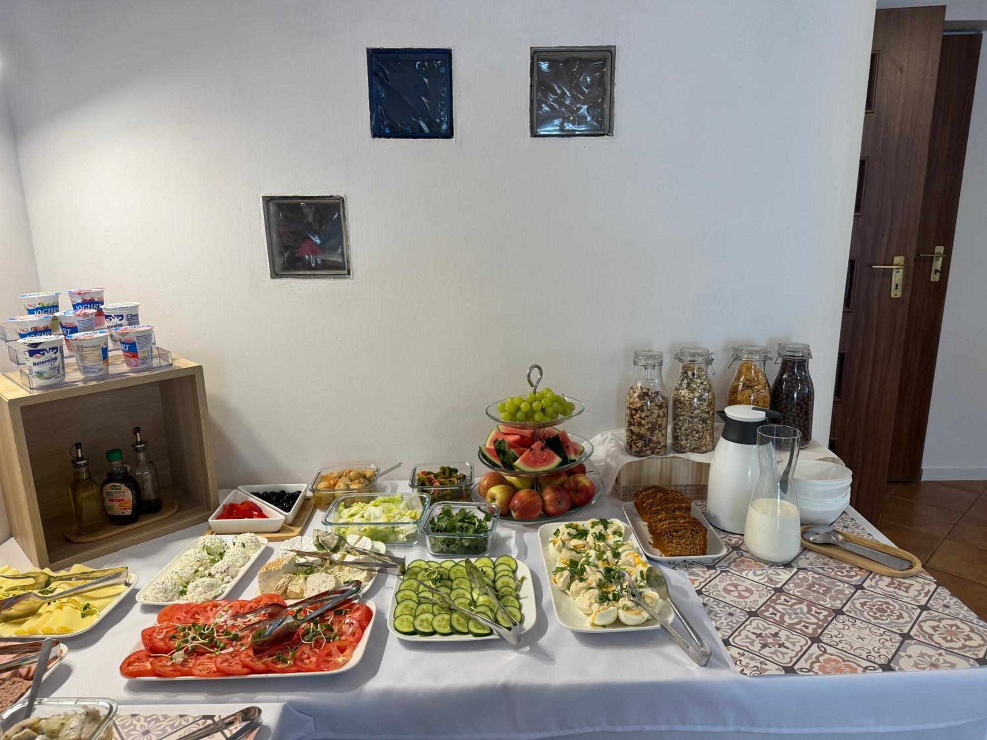 Goscinne I Ula * Ustronie Morskie
